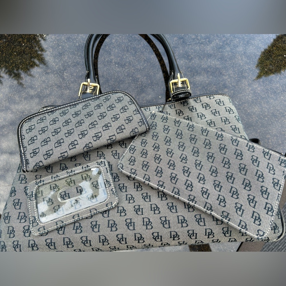 Dooney and Bourke handbag
